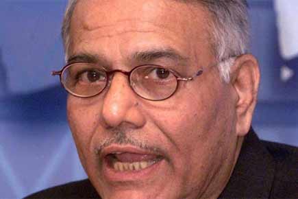 Yashwant Sinha snaps links with the BJP