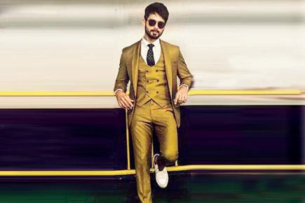 Go gold! Shahid Kapoor dons an antique gold-coloured suit