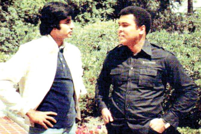 Amitabh Bachchan posted this picture with Ali on Twitter