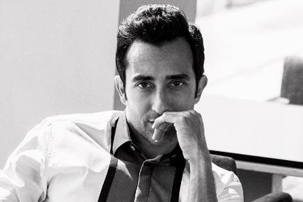 'Who is Rahul Khanna?' Twitterati take potshots as actor trends