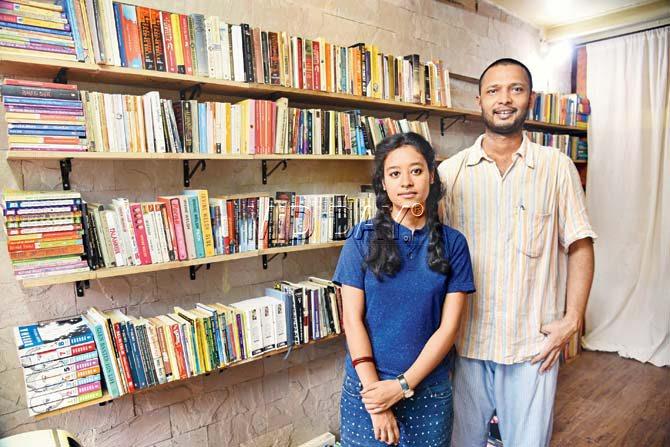Aqui Thami and Himanshu S at the bookstore. Pics/Sameer Markande