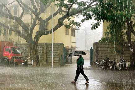 Rains lash Mumbai; MeT predicts very heavy showers in next 24 hours