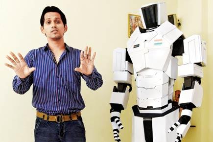 Mumbai: 6.5-ft-tall humanoid is Goregaon man's 9-year labour of love