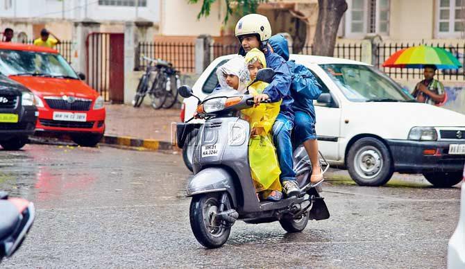 While some people were seen enjoying rain near Shivaji Nagar