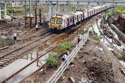 Mumbai: Rains turn Central Railway into Crisis Railway