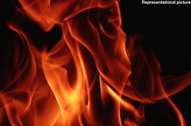 Dyeing unit in Thane gutted in fire; none hurt