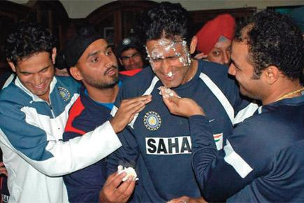 Flashback! When Kumble got cake-faced by Viru, Bhajji and Irfan