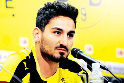 Germany's Gundogan becomes first signing for Guardiola's Man City