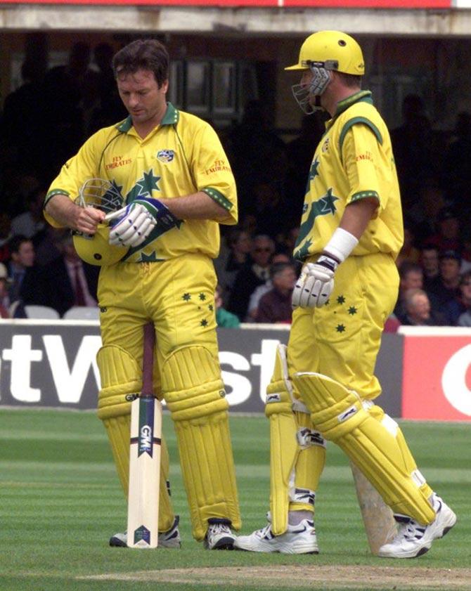 The Waugh brothers during an ODI in June 1999