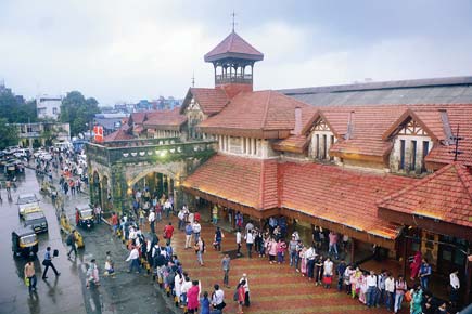 Bandra railway station revamp: Making room for the Queen