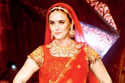 Preity Zinta not changing surname post marriage
