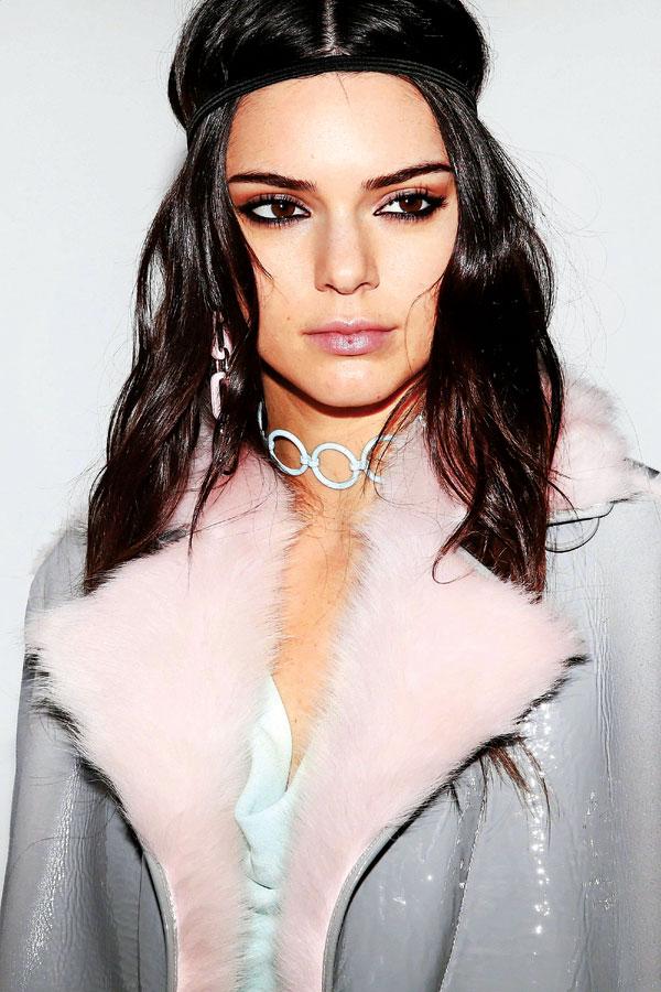Model Kendall Jenner at the Versace Fall/Winter 2016/17 show, Milan Fashion Week