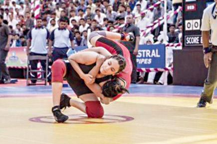 Anushka Sharma wrestles it out on the sets of 'Sultan'