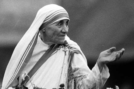 Mother Teresa to be made a saint of Roman Catholic Church