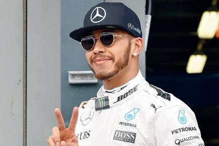 Lewis Hamilton takes pole in anti-climax Australian GP qualifying session 