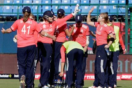 WT20: Indian eves lose thriller to England, all but out of tournament