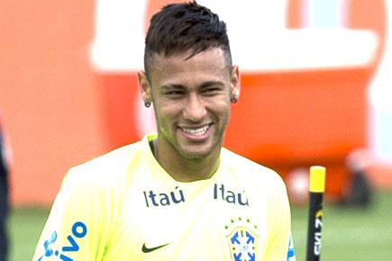 Injury scare for Neymar ahead of World Cup qualifier