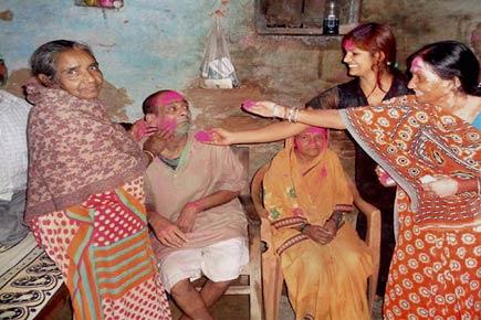 JNU row: Kanhaiya Kumar's family celebrates Holi ahead of festival
