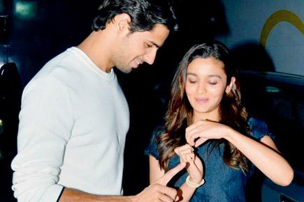 Are Alia and Sidharth the new 'it' couple for endorsements?
