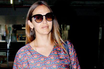 Spotted: Esha Deol and other celebs at Mumbai airport