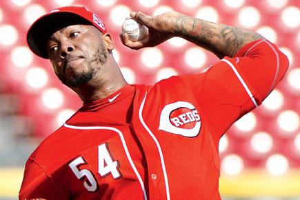 Baseballer Chapman banned for domestic violence case