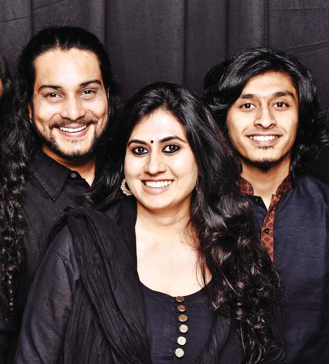 Anuraag Dhoundeyal, Priyanka Patel and Karan Chitra Deshmukh will perform Sounds of Sufi this evening