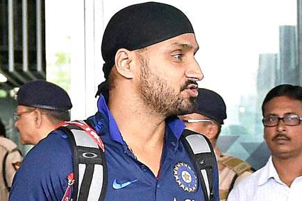 MS Dhoni coming up the order in Asia Cup final was my idea: Harbhajan Singh
