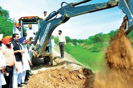 Sutlej-Yamuna Link Canal row: Haryana, Punjab go for each other's jugular