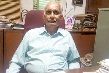 Mumbai: BEST conductor yells at senior citizen for taking a seat