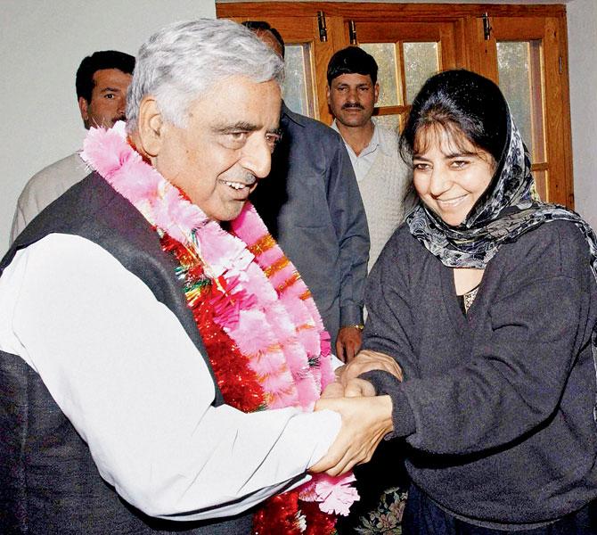 J&K’s former Chief Minister, the late Mufti Mohammed Sayeed with daughter Mehbooba Mufti. File Pic