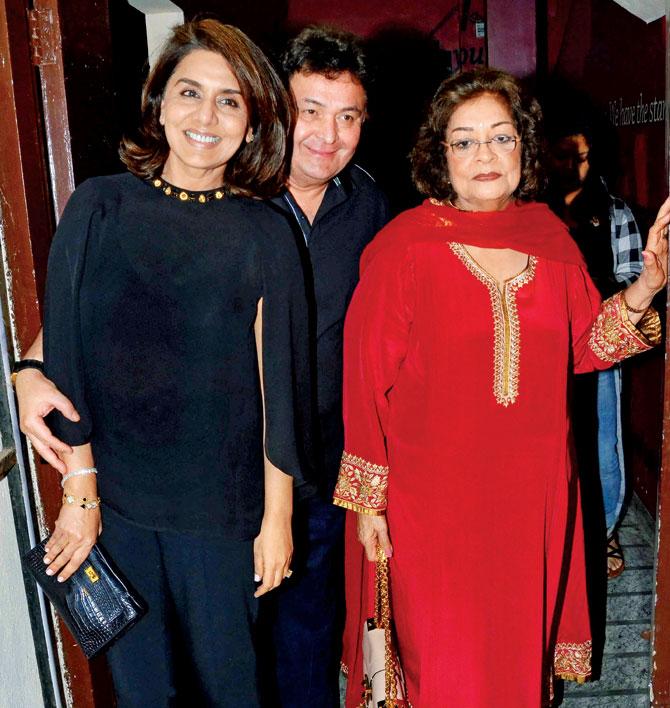 Neetu and Rishi Kapoor with Hiroo Johar