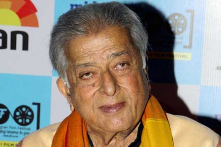 Rishi jumps to rescue of uncle Shashi Kapoor 'killed off' by the Internet