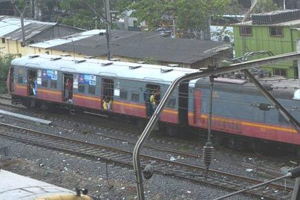Mumbai: Lack of parking space delays 12-car trains on Harbour line