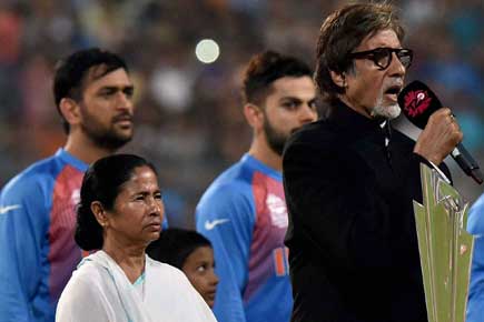 Complaint filed against Amitabh Bachchan for singing national anthem 'incorrectly'