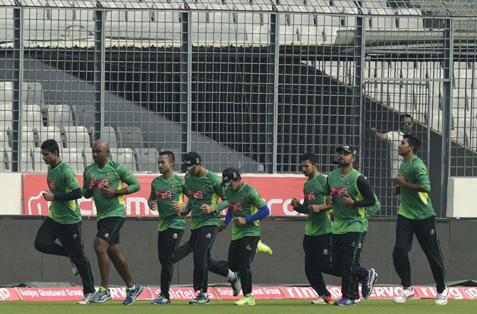 Bangladesh cricketers during training