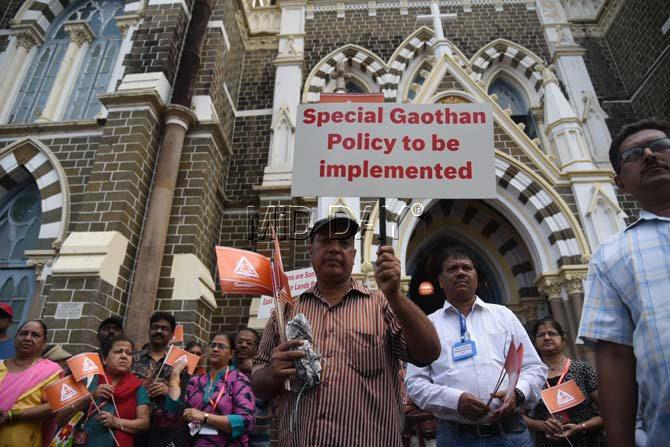 Members of the East Indian community organised their fourth annual rally, which started from Mount Mary Church and ended at Stanislaus Ground in Bandra. Pics/Nimesh Dave
