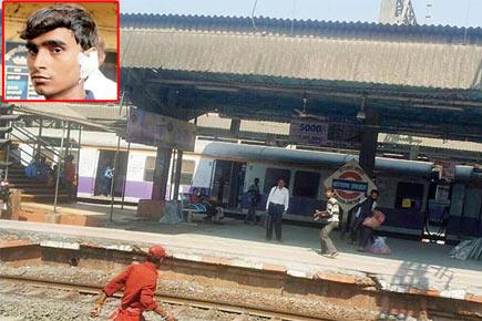 Thane: One hurt as druggie pelts stones from one platform to another
