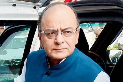 Arun Jaitley gets charge of Defence Ministry after Manohar Parrikar resigns