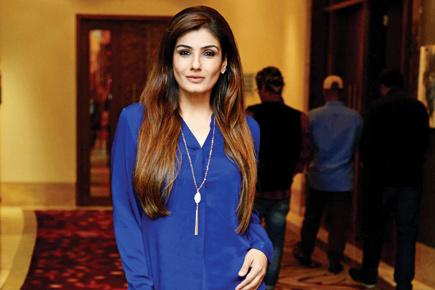 Raveena Tandon looks ravishing in royal blue