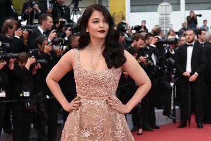 Aishwarya Rai Bachchan turns heads in Elie Saab creation at Cannes 2016