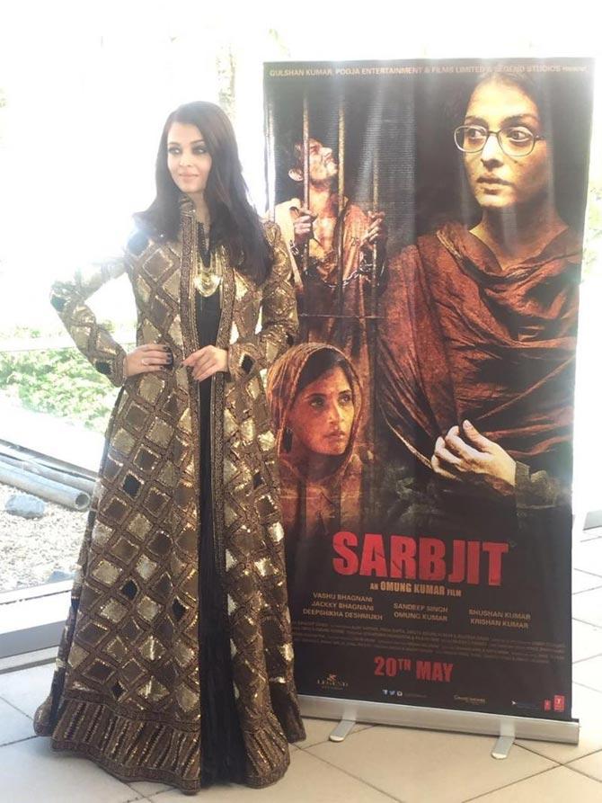 Aishwarya Rai Bachchan at the premiere of 
