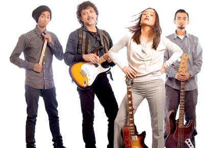Shillong's favourite Blues and Soul act Soulmate will sing for Mumbai