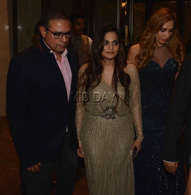 Atul Agnihotri with wife Alvira and Salman Khan