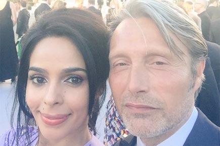 Cannes 2016: Mallika Sherawat clicks selfie with one of her 'favourite' actors