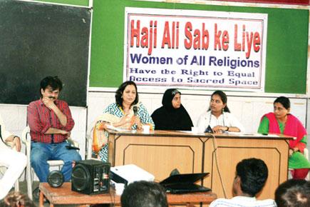 Women lead the way as 'Haji Ali Sab ke Liye' becomes national movement