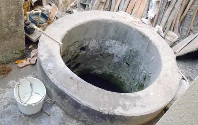 This well near the fish market in Sion Koliwada has been traditionally used to meet the daily water needs in the area