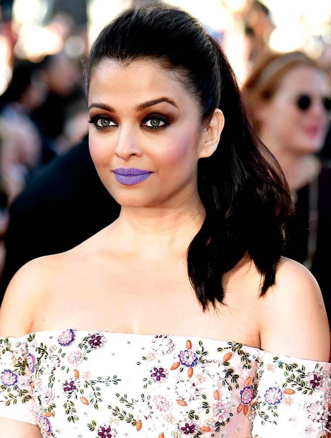 Aishwarya Rai flaunted a purple lipcolour at the Cannes last week