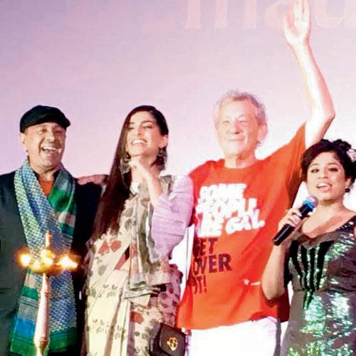 Festival director Sridhar Rangayan, Sonam Kapur and Sir Ian McKellen. Pic/Malavika Sangghvi