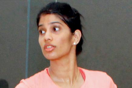 Squash: Joshna Chinappa cruises into semis, Dipika Pallikal exits