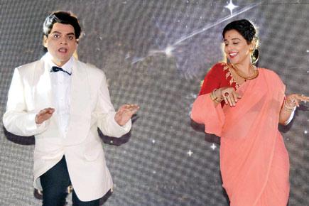 Vidya Balan and Mangesh Desai shake a leg at 'Ekk Albela' song launch
